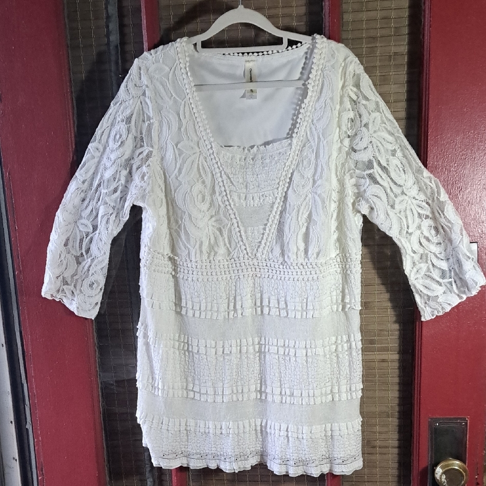 Elegant White Lace Blouse